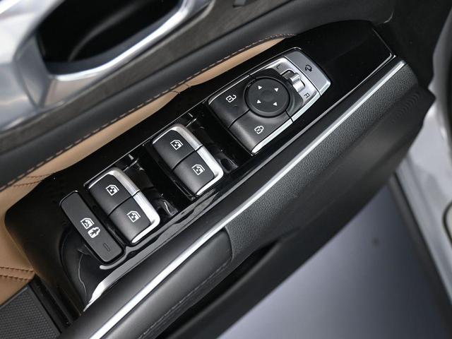 Photo of 2024 Wolf Gray Kia Sorento