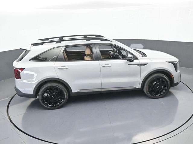 Photo of 2024 Wolf Gray Kia Sorento