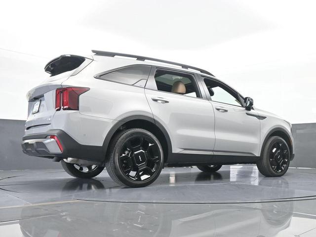 Photo of 2024 Wolf Gray Kia Sorento