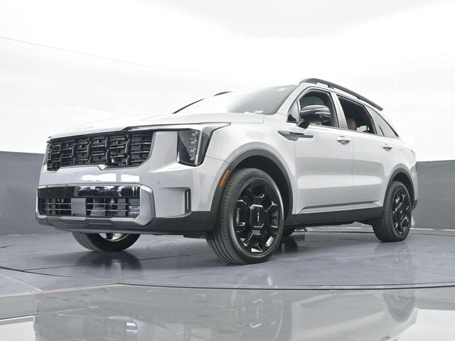 Photo of 2024 Wolf Gray Kia Sorento