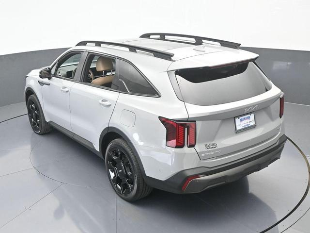 Photo of 2024 Wolf Gray Kia Sorento