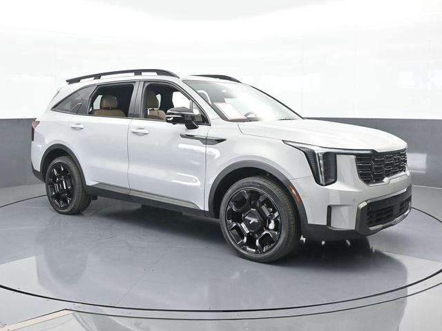 Photo of 2024 Wolf Gray Kia Sorento