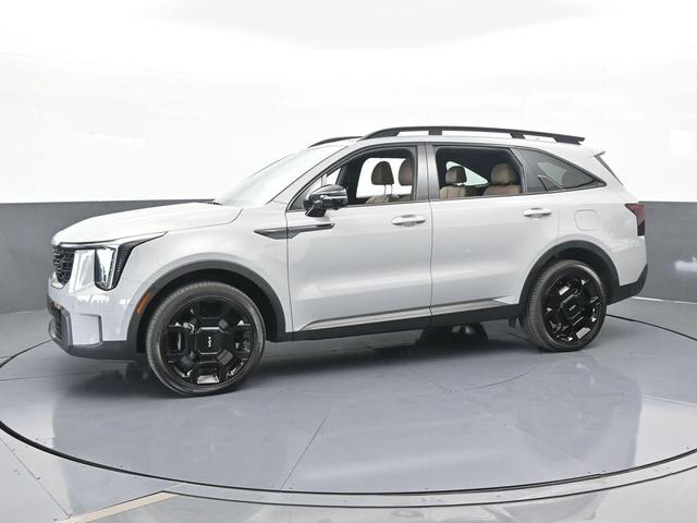 Photo of 2024 Wolf Gray Kia Sorento
