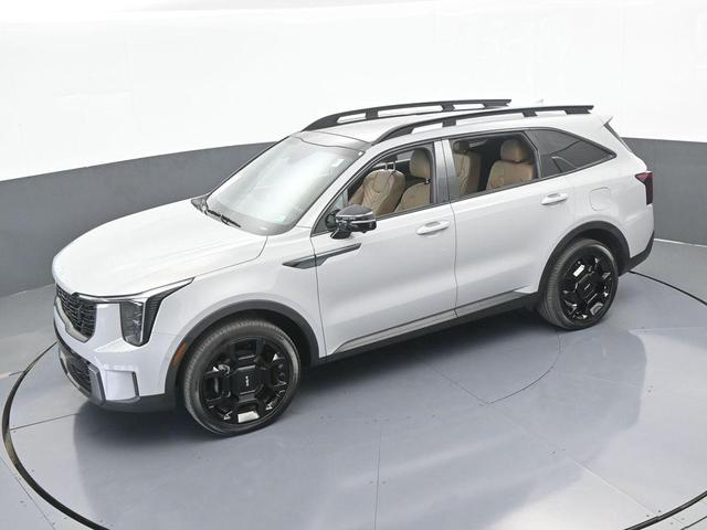 Photo of 2024 Wolf Gray Kia Sorento