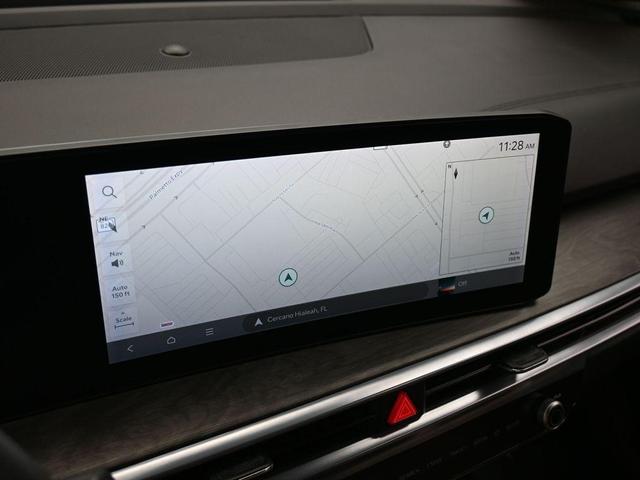 Photo of 2024 Wolf Gray Kia Sorento