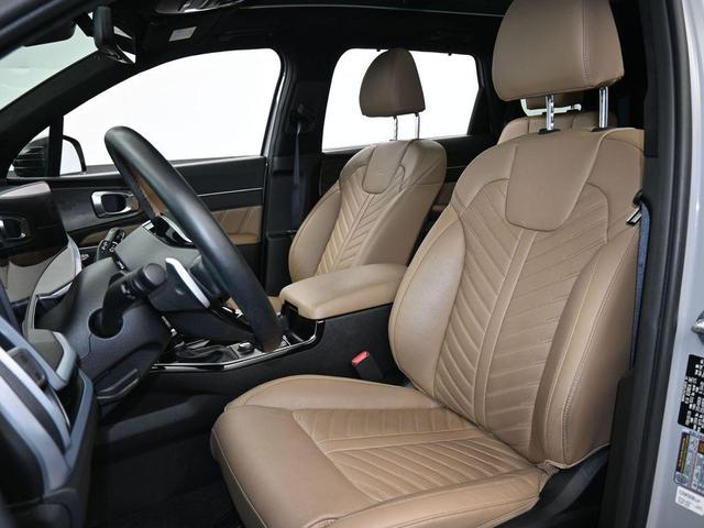 Photo of 2024 Wolf Gray Kia Sorento