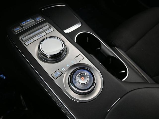 Photo of 2024 Uyuni White Genesis GV70