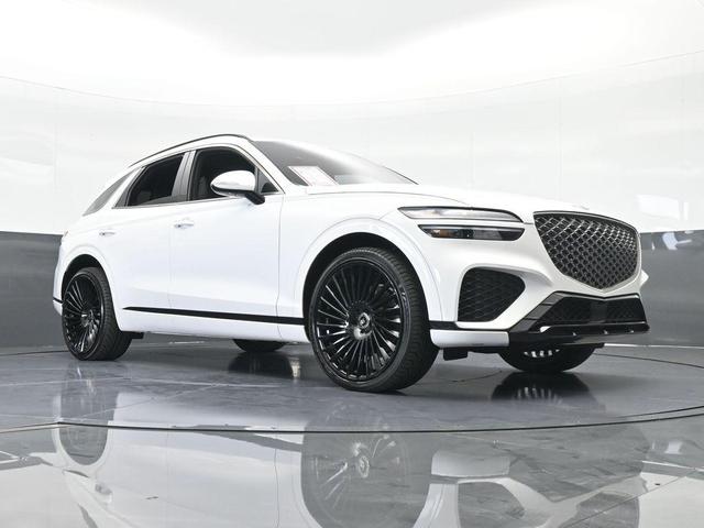 Photo of 2024 Uyuni White Genesis GV70