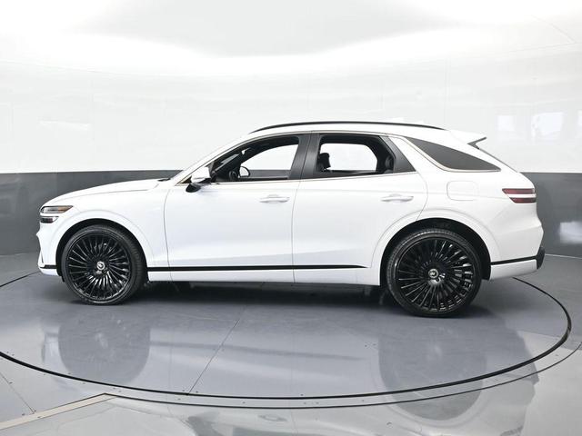 Photo of 2024 Uyuni White Genesis GV70