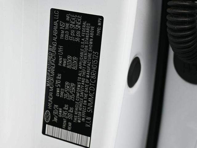 Photo of 2024 Uyuni White Genesis GV70