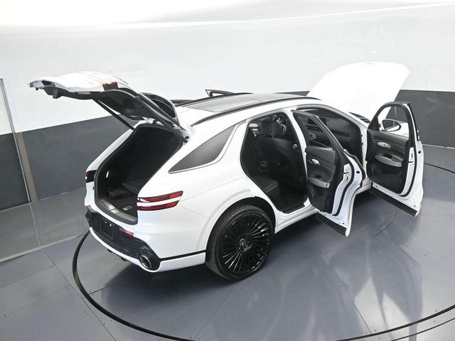 Photo of 2024 Uyuni White Genesis GV70