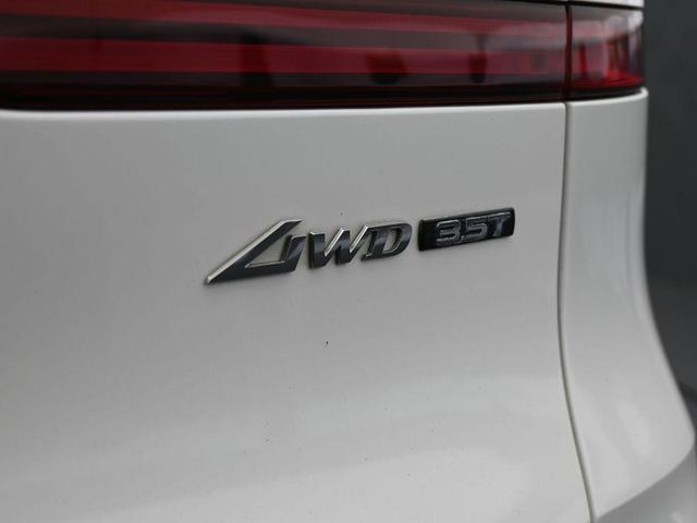 Photo of 2024 Uyuni White Genesis GV70