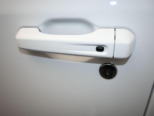 Photo of 2022 Bright White Clearcoat Jeep Gladiator