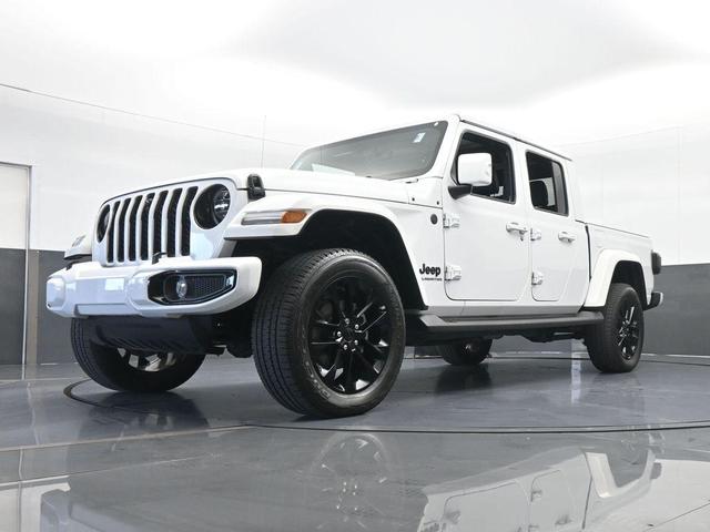 Photo of 2022 Bright White Clearcoat Jeep Gladiator