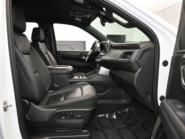 Photo of 2023 Summit White Chevrolet Suburban