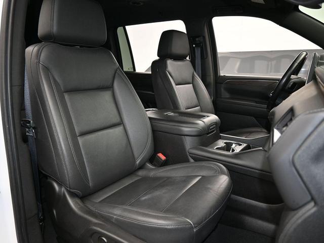 Photo of 2023 Summit White Chevrolet Suburban