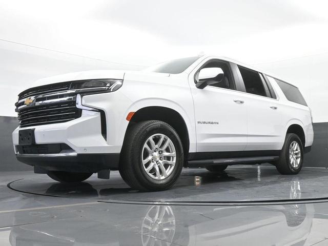 Photo of 2023 Summit White Chevrolet Suburban