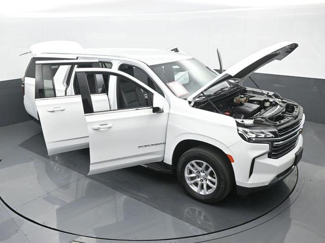 Photo of 2023 Summit White Chevrolet Suburban
