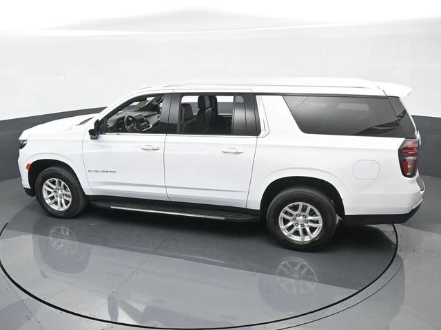 Photo of 2023 Summit White Chevrolet Suburban