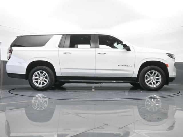 Photo of 2023 Summit White Chevrolet Suburban
