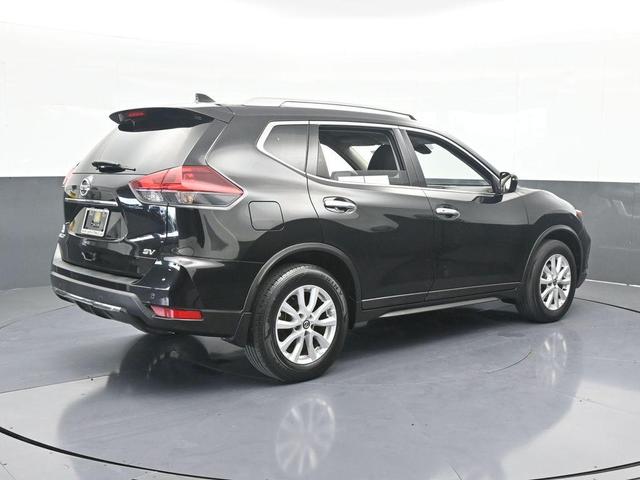 Photo of 2019 Magnetic Black Nissan Rogue