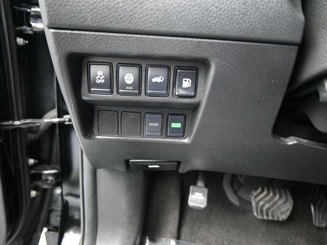 Photo of 2019 Magnetic Black Nissan Rogue