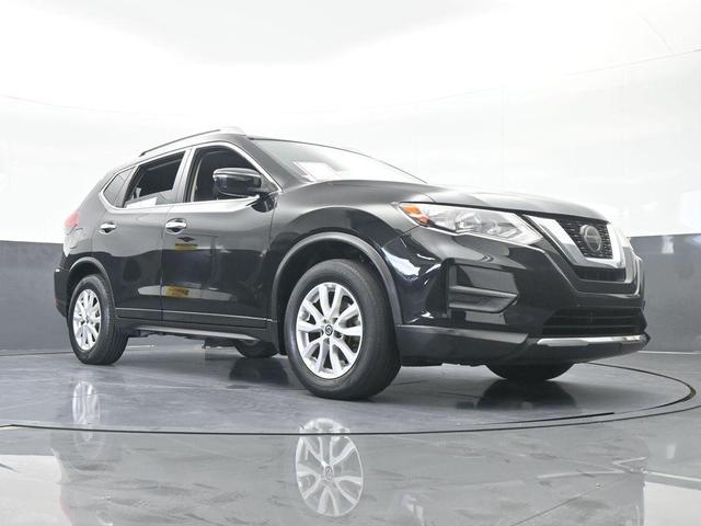 Photo of 2019 Magnetic Black Nissan Rogue