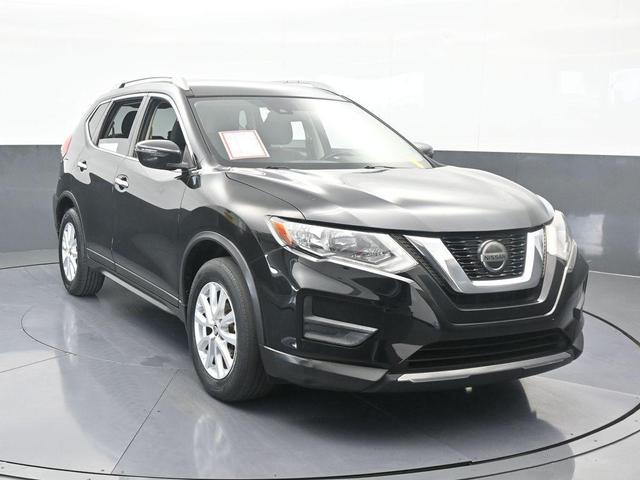 Photo of 2019 Magnetic Black Nissan Rogue