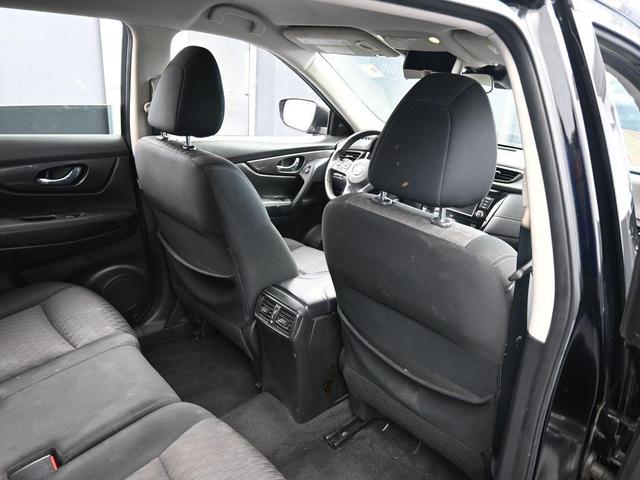 Photo of 2019 Magnetic Black Nissan Rogue