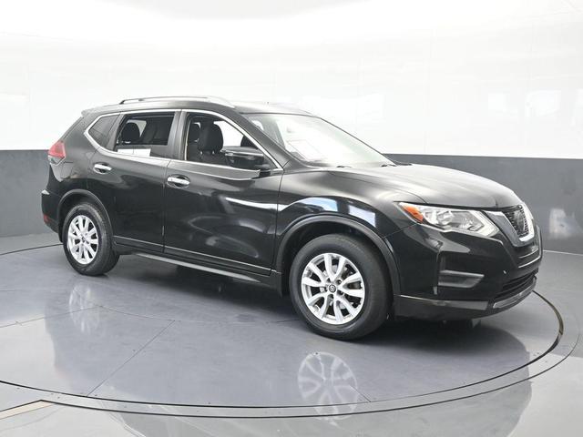 Photo of 2019 Magnetic Black Nissan Rogue