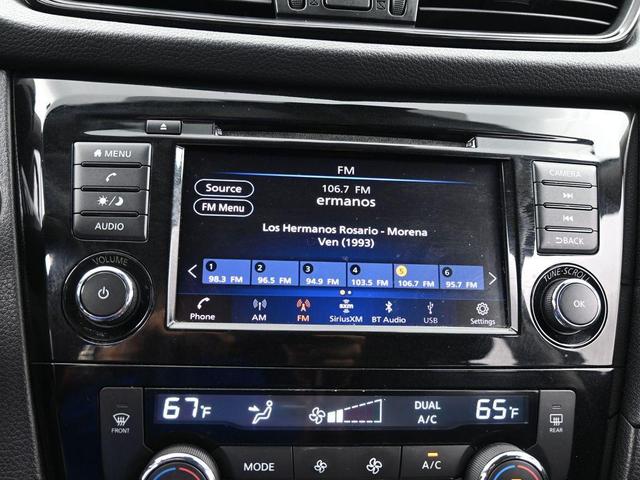 Photo of 2019 Magnetic Black Nissan Rogue