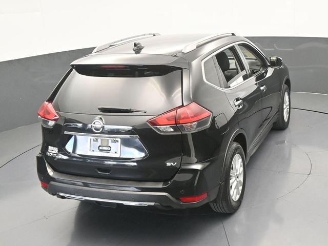 Photo of 2019 Magnetic Black Nissan Rogue