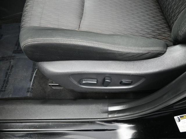 Photo of 2019 Magnetic Black Nissan Rogue