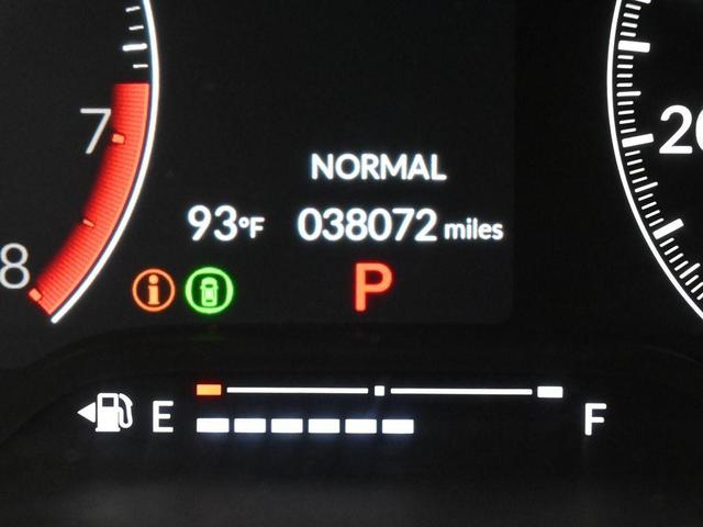 Photo of 2023 White Honda Civic