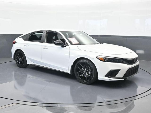 Photo of 2023 White Honda Civic