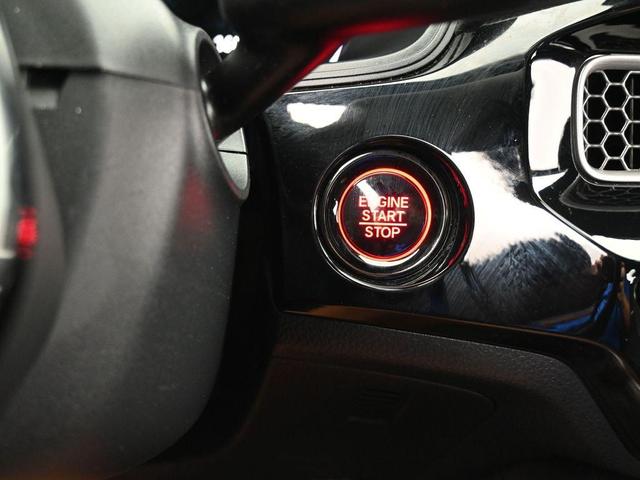 Photo of 2023 White Honda Civic