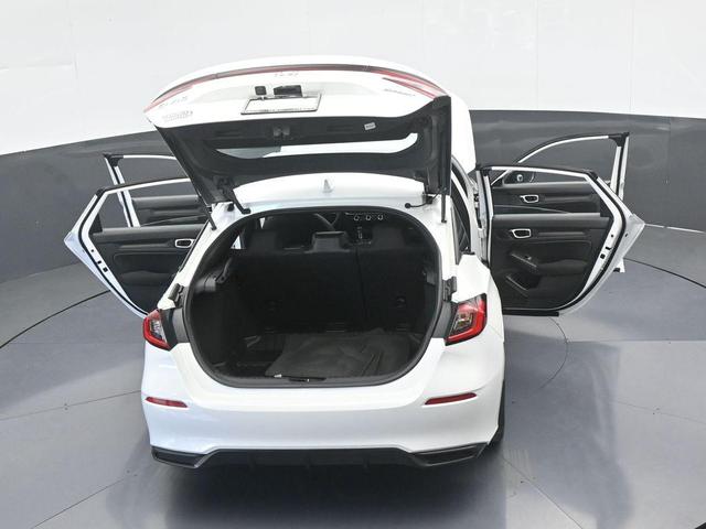 Photo of 2023 White Honda Civic