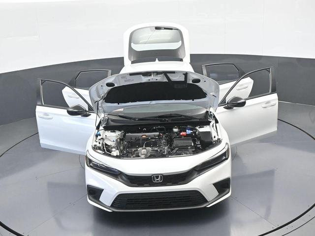 Photo of 2023 White Honda Civic