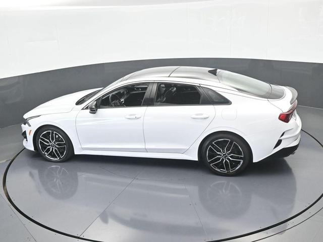Photo of 2023 Glacial White Pearl Kia K5