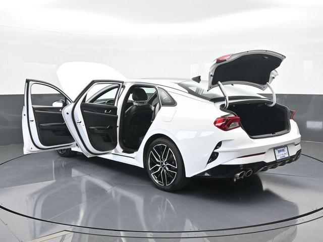 Photo of 2023 Glacial White Pearl Kia K5