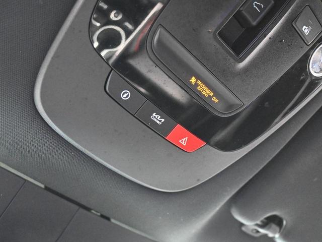 Photo of 2023 Glacial White Pearl Kia K5