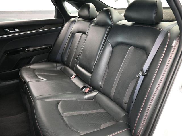 Photo of 2023 Glacial White Pearl Kia K5
