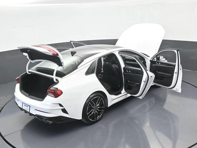 Photo of 2023 Glacial White Pearl Kia K5