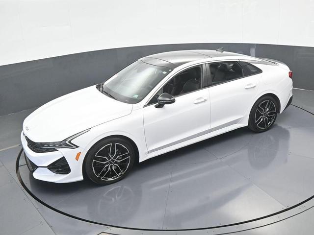 Photo of 2023 Glacial White Pearl Kia K5