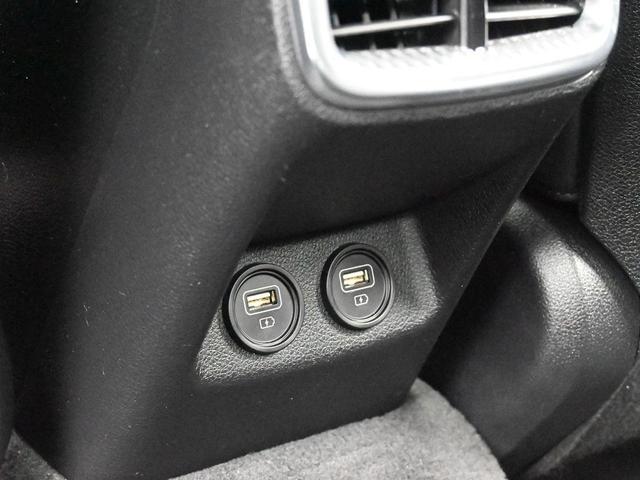 Photo of 2023 Glacial White Pearl Kia K5