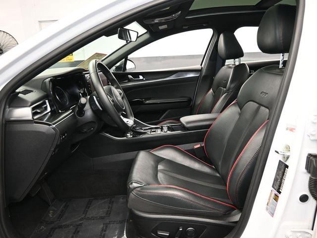 Photo of 2023 Glacial White Pearl Kia K5
