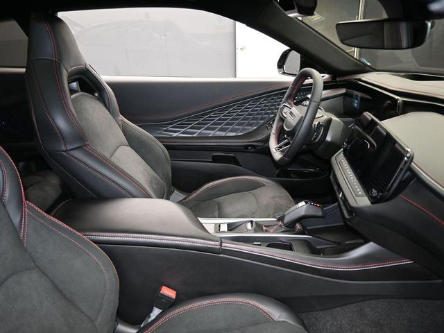 Photo of 2024 Diamond Black Dodge Charger Daytona