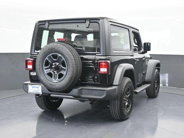 Photo of 2025 Black Clearcoat Jeep Wrangler