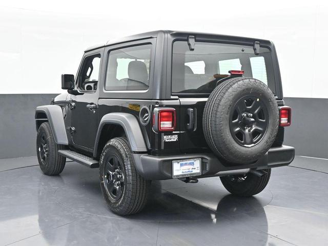 Photo of 2025 Black Clearcoat Jeep Wrangler