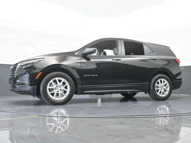 Photo of 2023 Mosaic Black Metallic Chevrolet Equinox